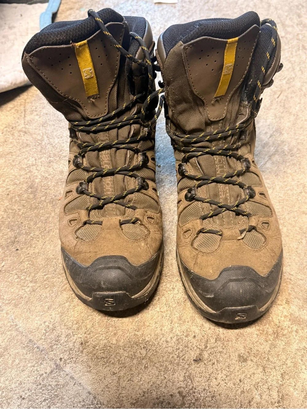 Salomon rugged hiking